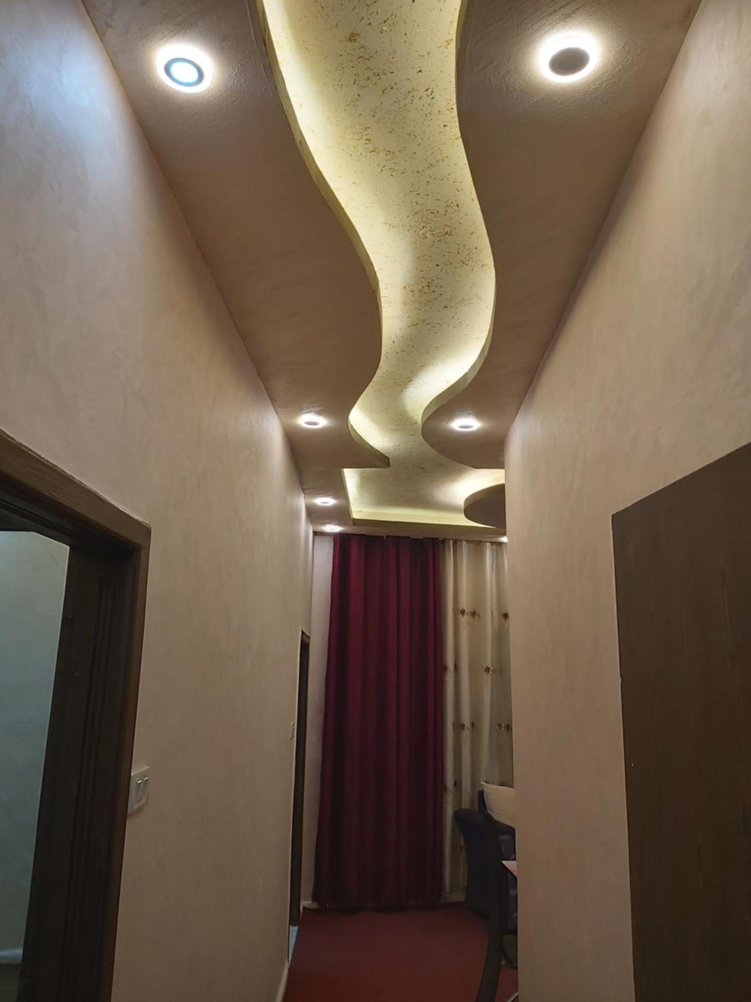 Jarajreh Apartments/ Hotel Karak Habitación foto